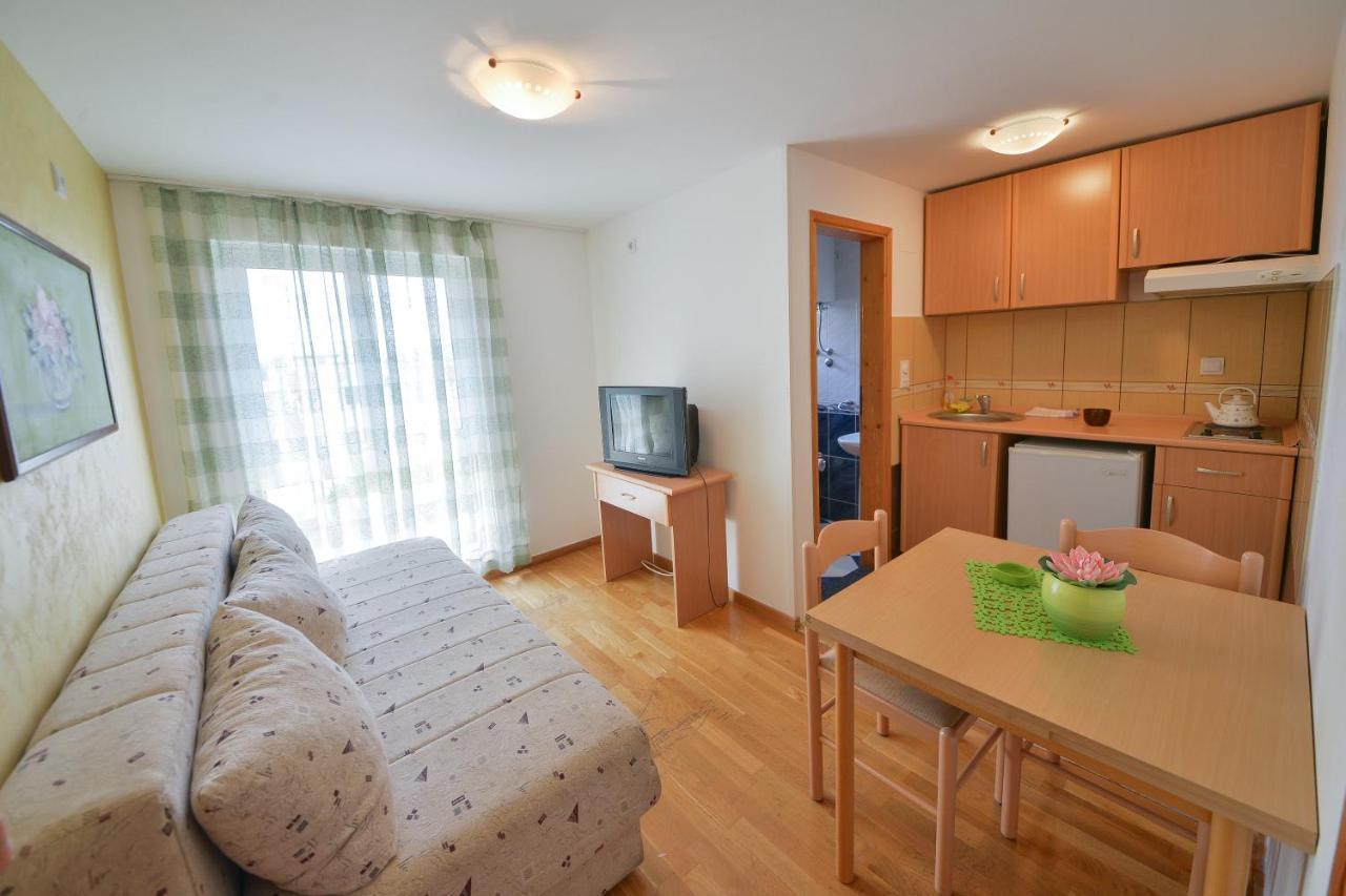 Disney Apartments Budva Exterior photo