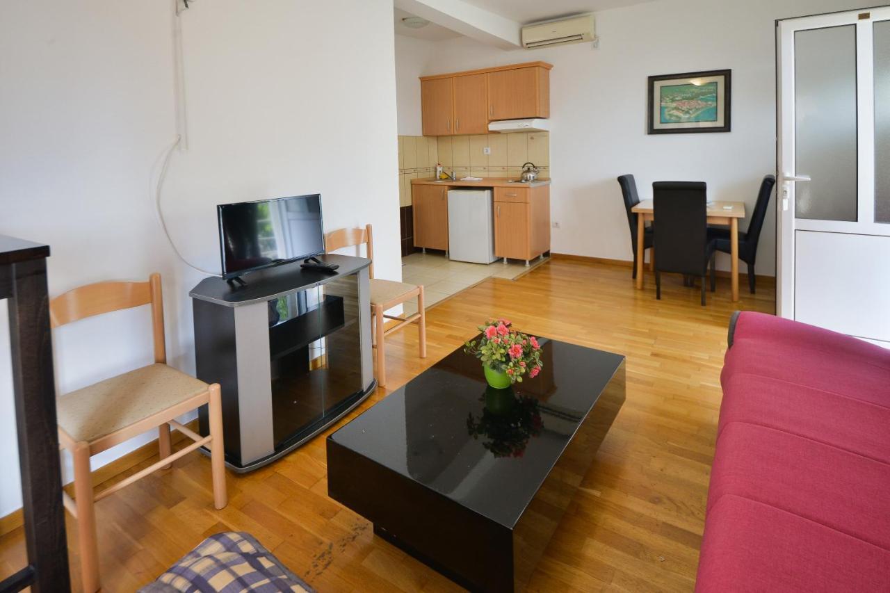 Disney Apartments Budva Exterior photo