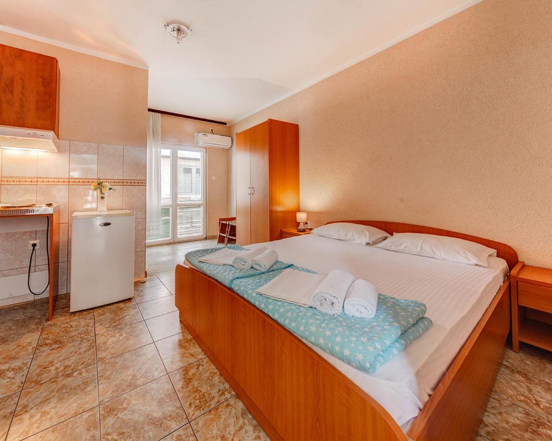 Disney Apartments Budva Exterior photo